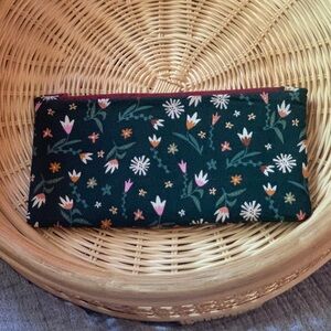 Zipper Pouch